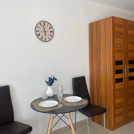 Aparthotel Admiral Plaza Sluneční pobřeží
