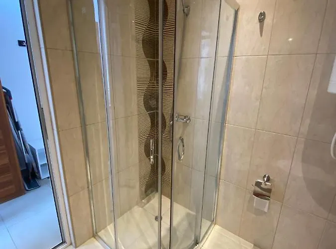 Admiral Plaza ساني بيتش